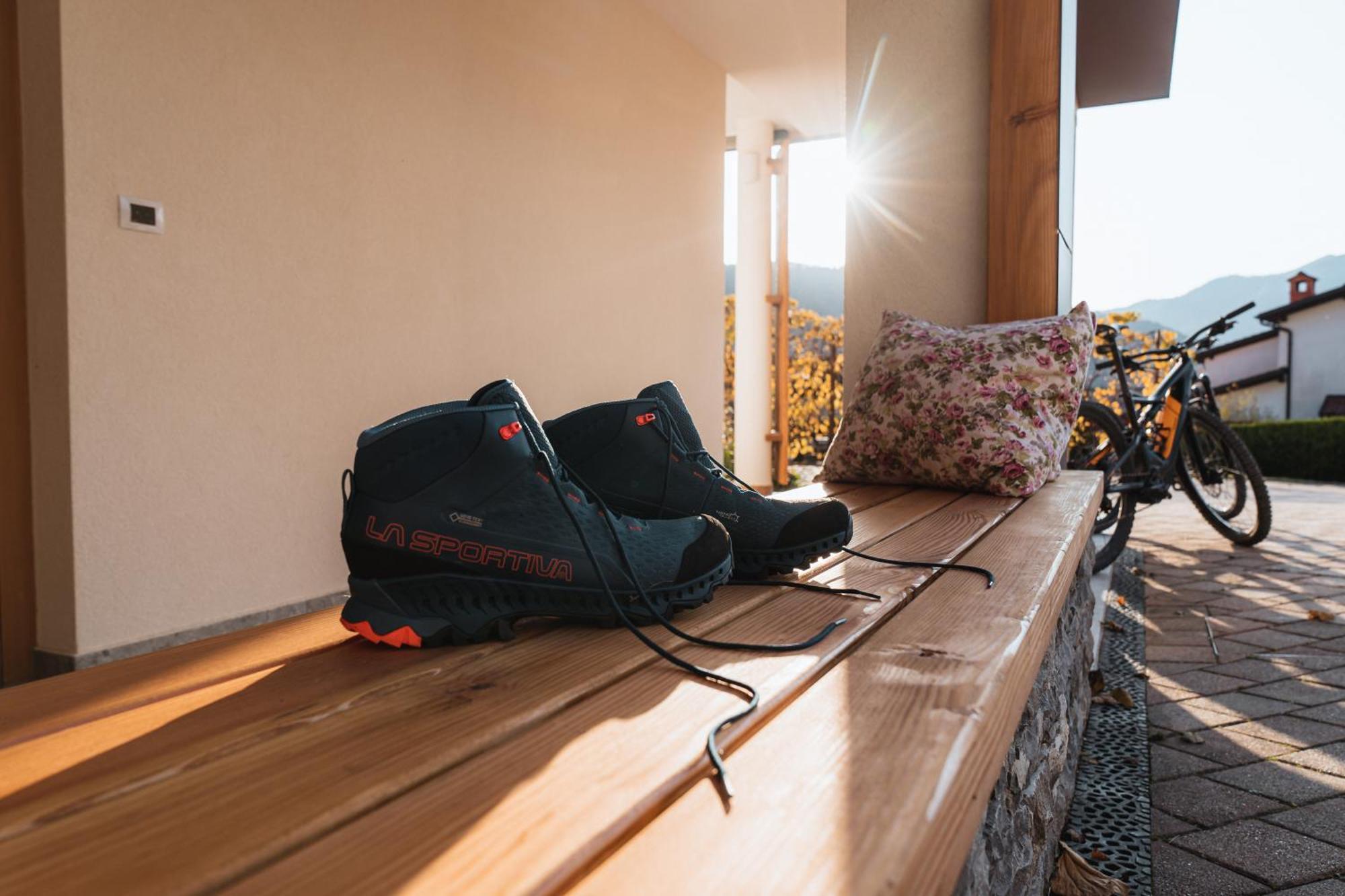 Hotel Penzion Kobala Tolmin Buitenkant foto