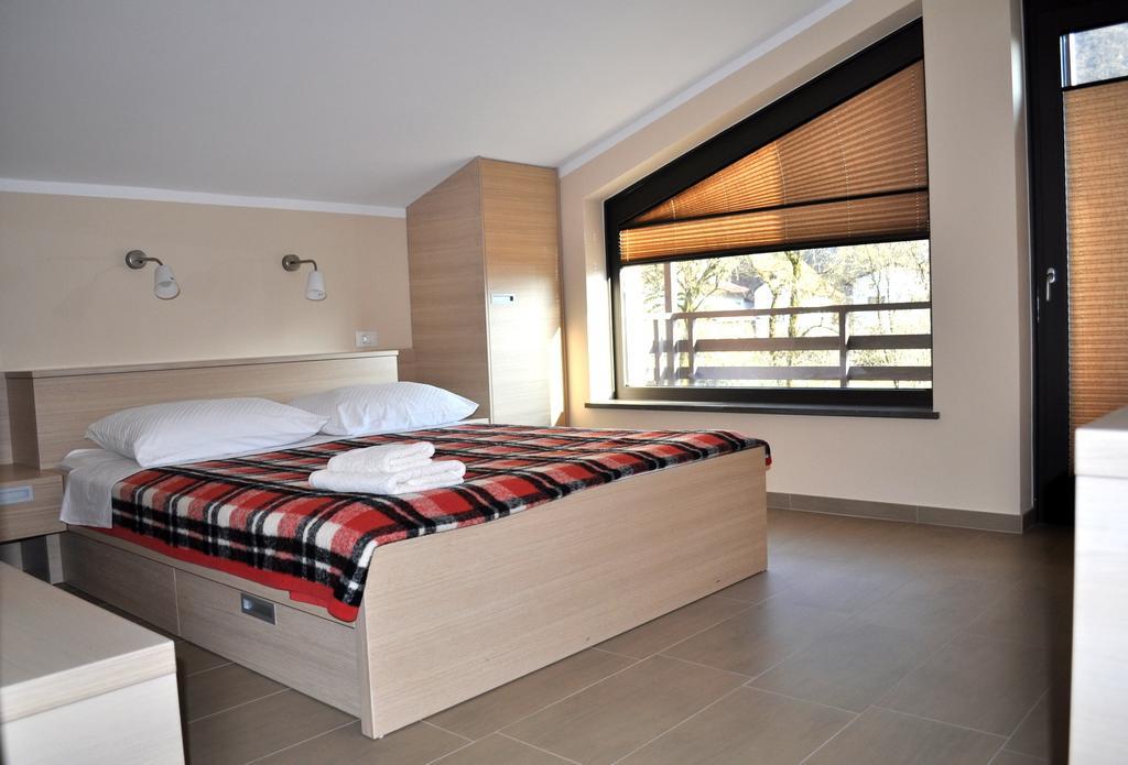 Hotel Penzion Kobala Tolmin Kamer foto